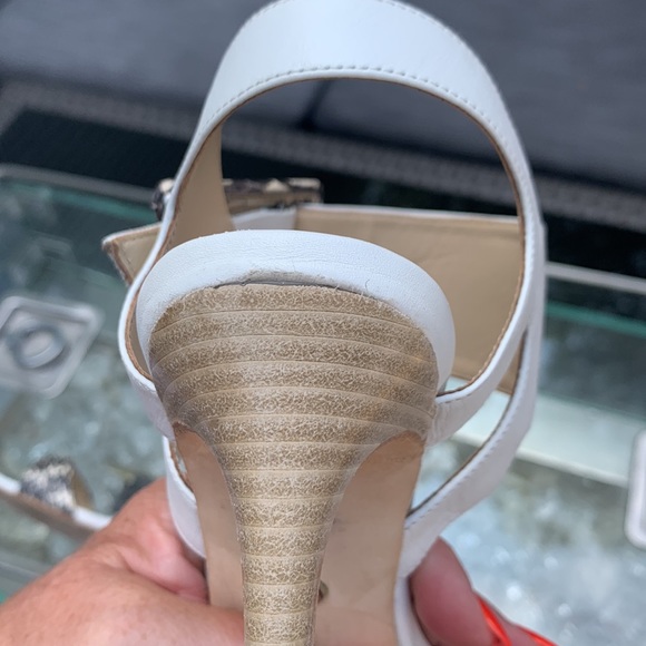 Charles David White and snakeskin Side buckle heel - Picture 8 of 12